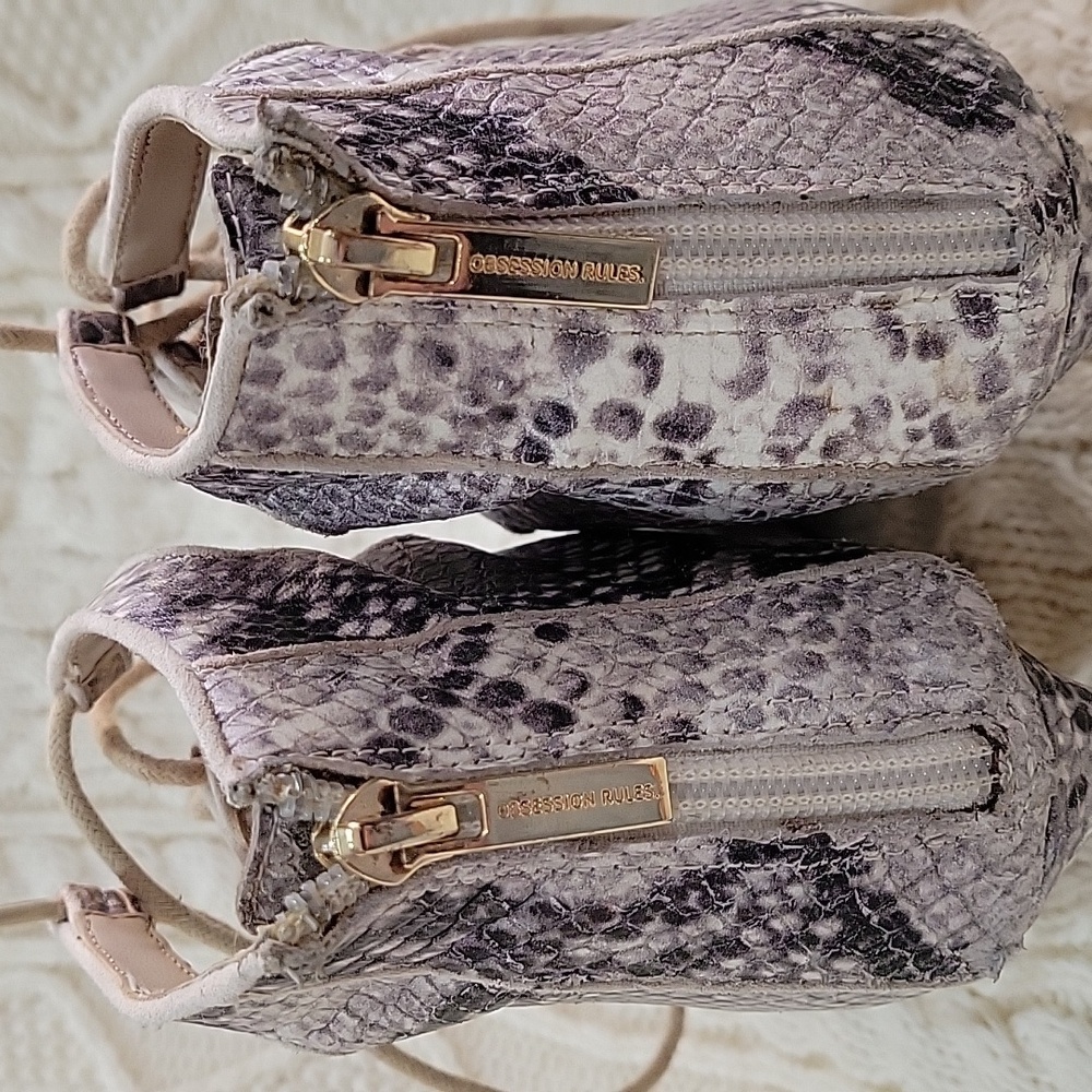 Obsession Rules Shoes - image 8